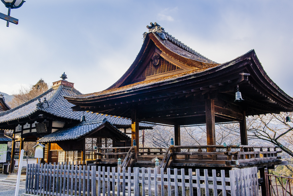 Помещение Акаи-я и источник Мии-но-рэй-сэн(на территории Акаи-я) храма Ондзё-дзи　